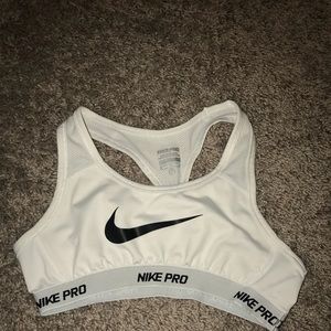 A sports bra from Nike (only worn once)